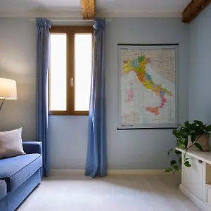 Panicale Blue Historic 1br Near Medici Chapels & Mercato Italy
