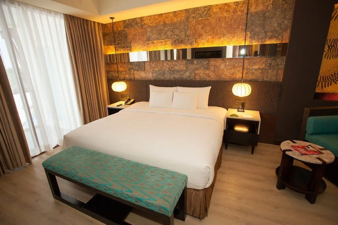 The Bellevue Resort Panglao 5*,